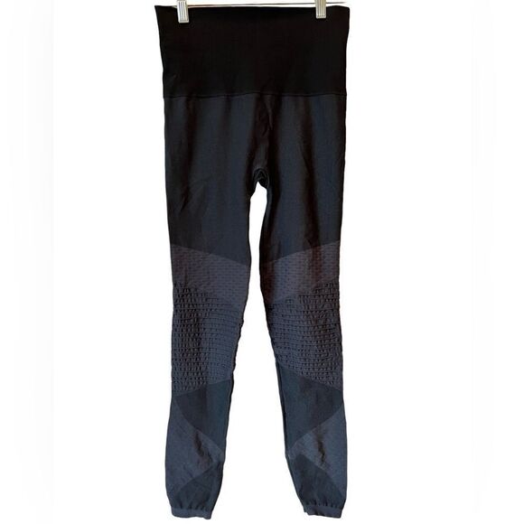 Spanx Look At Me Now Seamless Moto Leggings - Picture 8 of 9